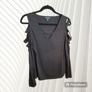 Rock & Republic Open Arm Shirt Women's Size M V neck (A81)